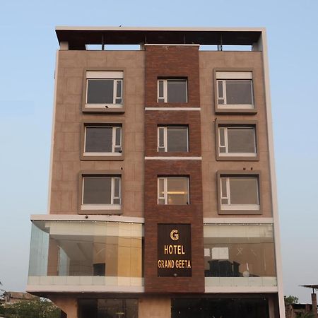 Hotel Grand Geeta Beāwar Kültér fotó