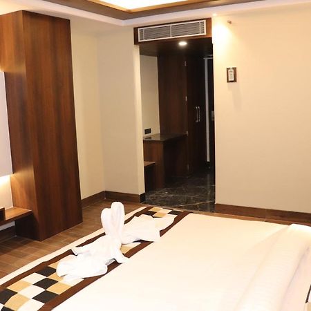 Hotel Grand Geeta Beāwar Kültér fotó